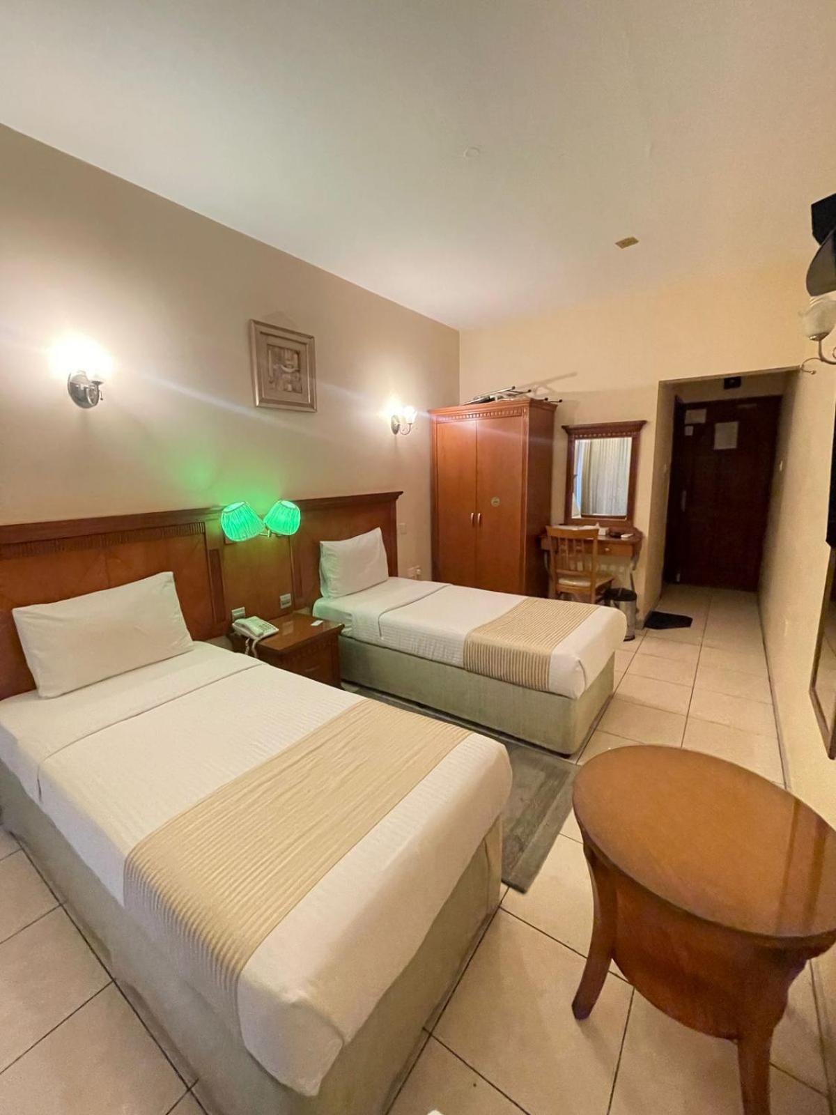 Tara Hotel Llc Дубай Екстер'єр фото